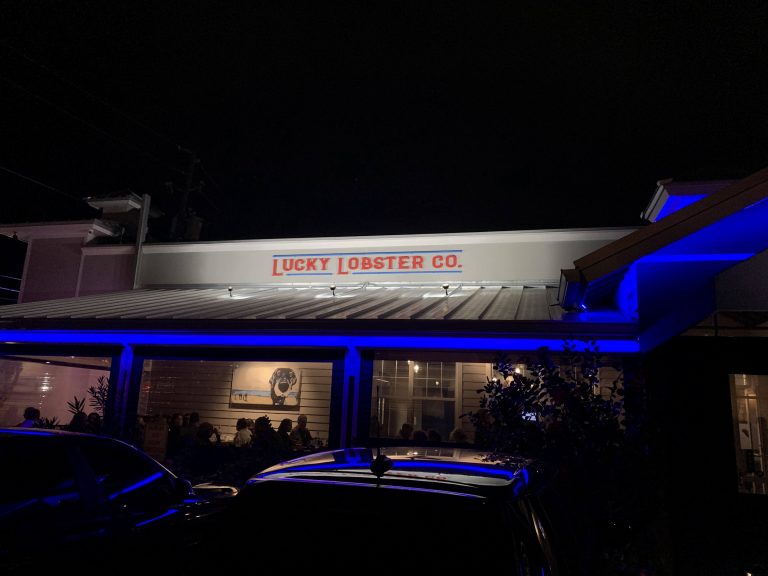 “LUCKY LOBSTER CO.”